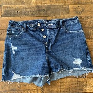 HOLLISTER CO. JEANS SHORTS